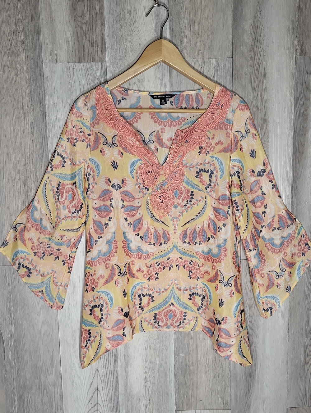 Zac & Rachel Paisley Boho Crochet Lace Tunic Top Petite Small Handkerchief Hem